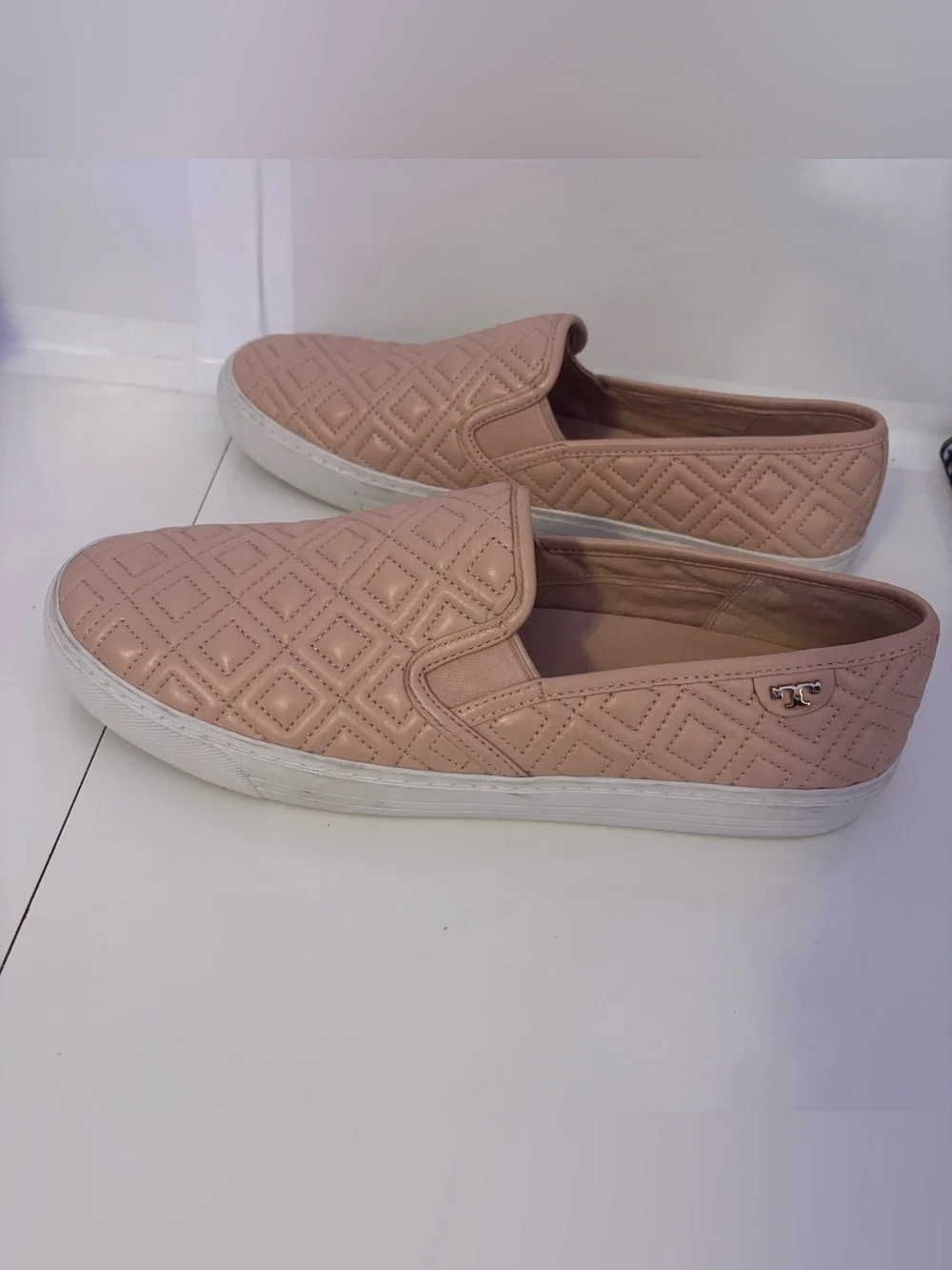 Tory Burch Pink Quilted 10.5 Shoes